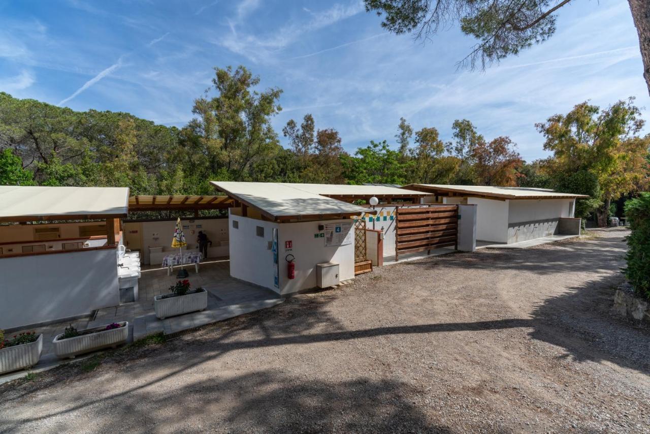 Camping Lacona Capoliveri  Eksteriør bilde